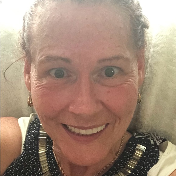 Meet your Posher, Cheryl - Picture 2 of 3